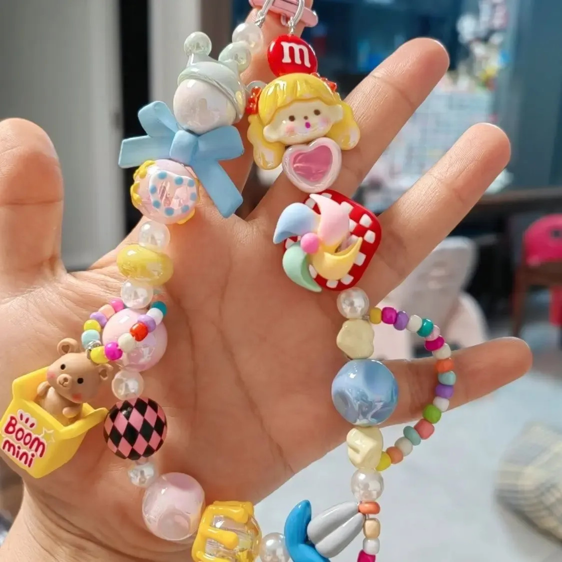 Rings Original Dopamine Style Phone Chain Charm Strap Keychain Windmill Girl Candycolored Handpainted Beads Bag Camera Cute Pendant