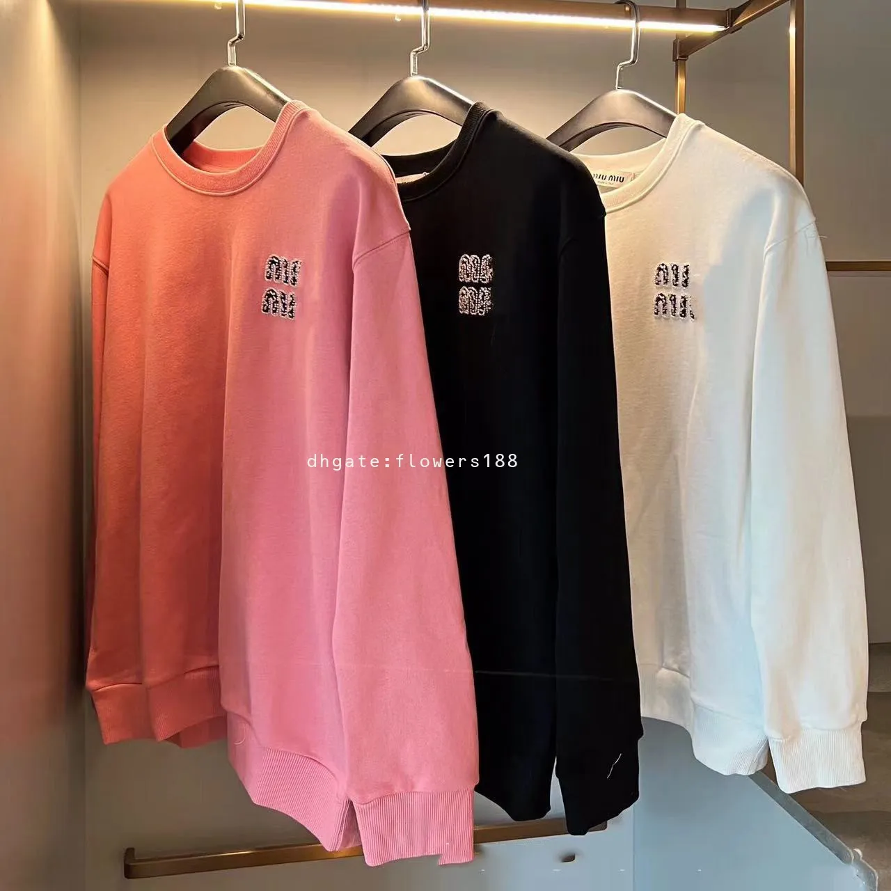 Kadın Tankları Camis Kadınlar Büyük Boyutlu Üstler Tasarımcı Miu Stud Boncuk Hoodies Saf Renk Pembe Giysiler Tişört