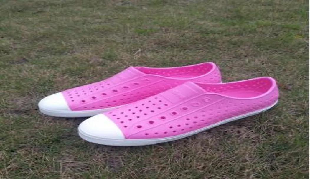 17 ألوان المرأة جيفرسون أحذية الصندل 2019 عشاق الأزياء ثقب العلامة التجارية شقة الأحذية الصيفية بحجم 35-442820895