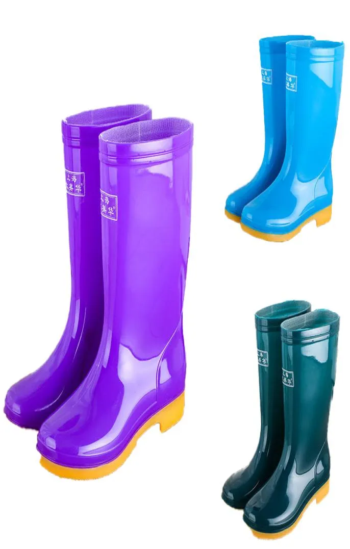 Женщины средние калифорнийские лампы водонепроницаемые резиновые коленные туфли на открытом воздухе женская зима теплые высококачественные дождевые ботинки Q12169437312