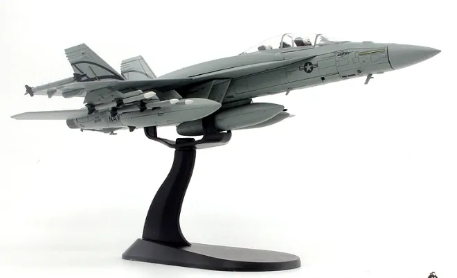 Die Cast 1:72 Scale Alloy Model McDonnell Douglas F/A-18F Super