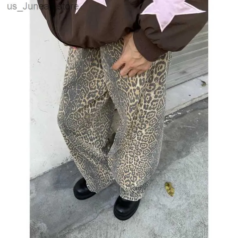 Pantalon féminin Capris Vintage Leopard Imprimé jeans décontracté Men Y2k Strtwear Hip Hop Labiet Fashion Strt High Waist Lignet Ligne T240412