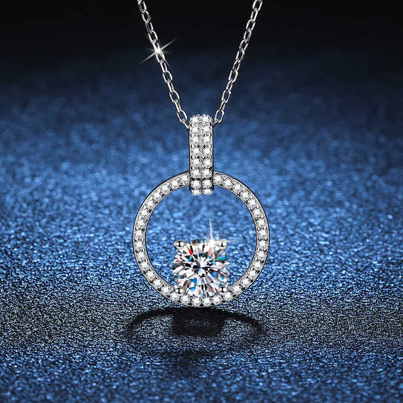 Sier S925 Sterling One Mosan Diamond Collier Rague de craquelle Pendante Femelle légèrement incrustée avec une chaîne de clavicules en pierre de mosan Diamond Femelle