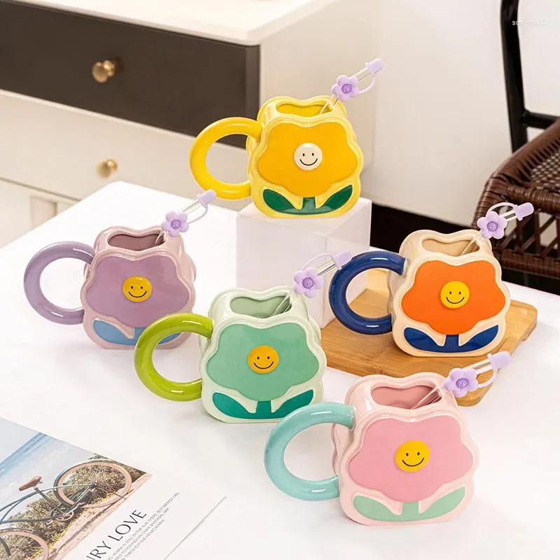 Tasses créatives de fleur en forme de fleur en céramique de giron de café pour filles tasse de café pour enfants pour petit déjeuner couple couple de paille