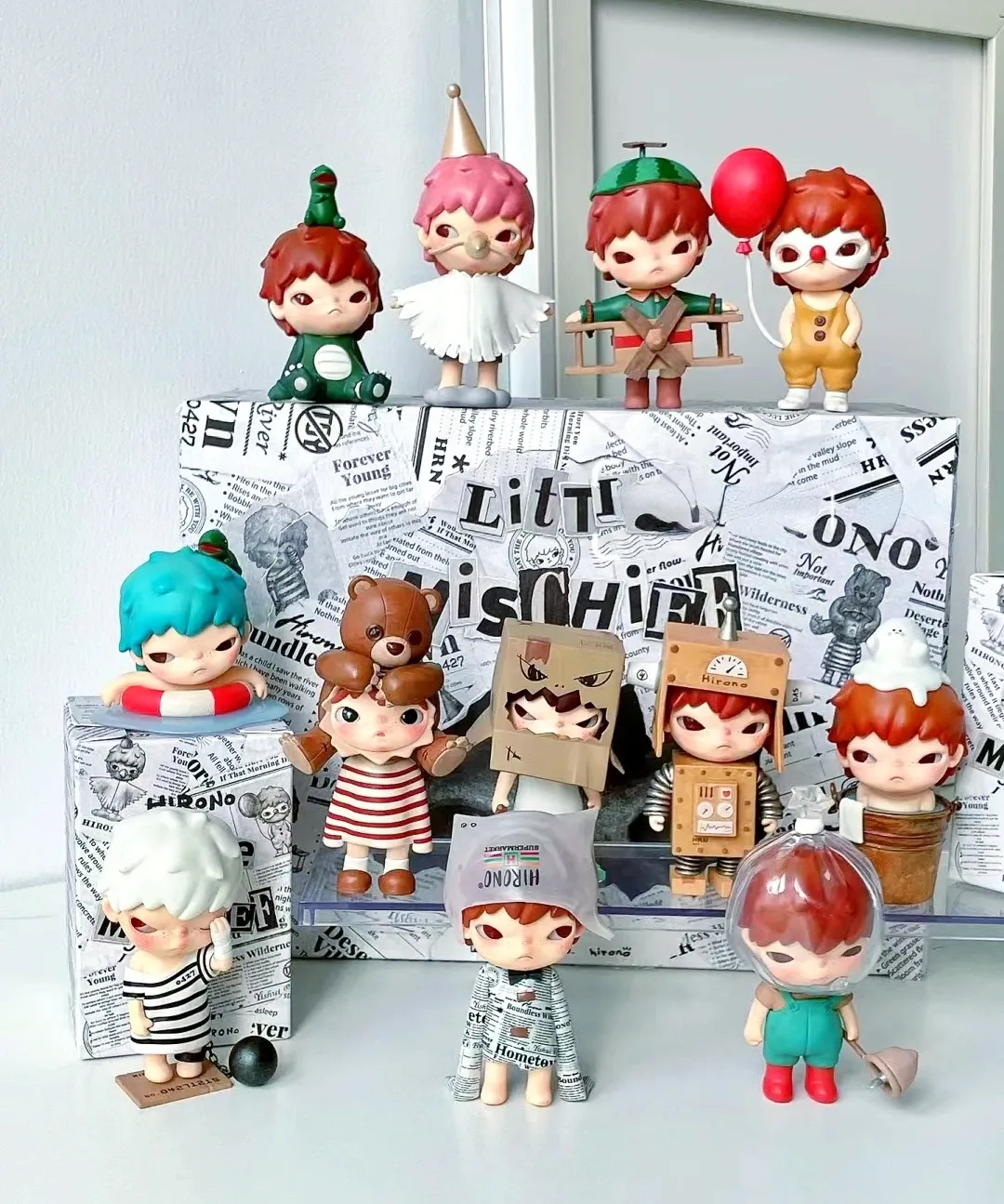 リトルミッシーフブラインドボックスフィギュア 孤独な少年ミステリー
