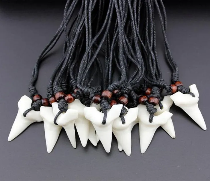 Fashion en gros mixte 12pcs Imitation Yak Bone Dent dents dents blanches Pendant pour hommes pour hommes bijoux MN5771048383