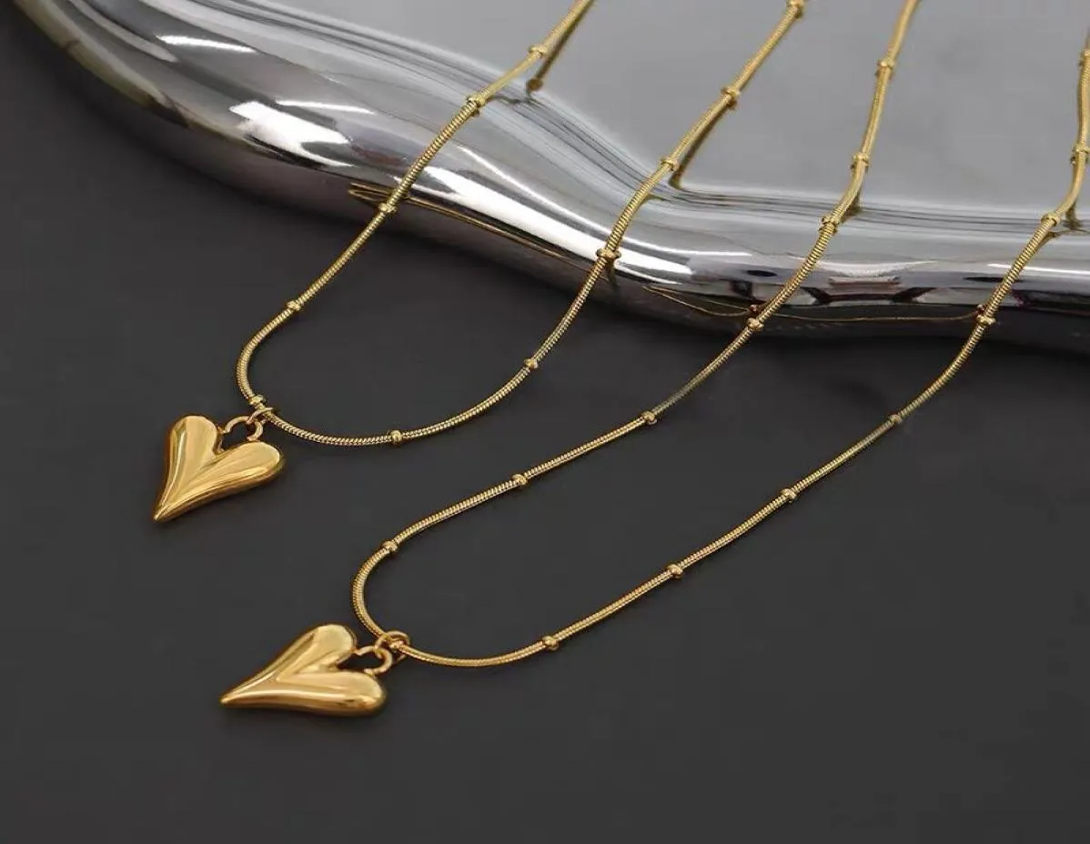 Never Fading Stainless Steel Simple heart Pendant Necklaces Gold Plated Classic Style Logo Printed Women Designer Jewelry4424242