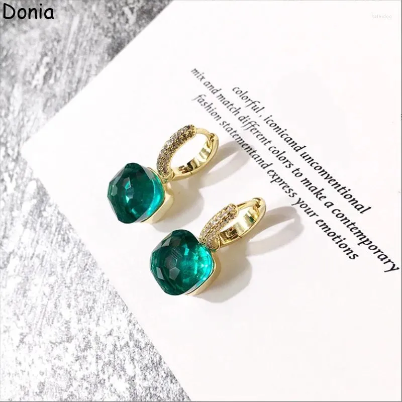 Boucles d'oreilles en peluche Donia Jewelry Fashion Color Couleur géométrique carré Copper micro set Crystal Stud Silver Post Luxury