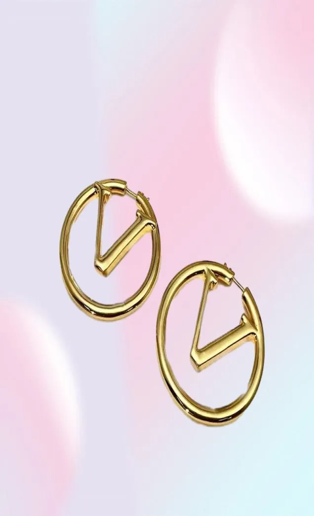 Designer Pendant Ear Ring Stud Big Circle Hoop For Women Earring Luxurys Designers Letter V Stud Earrings Gift3634791