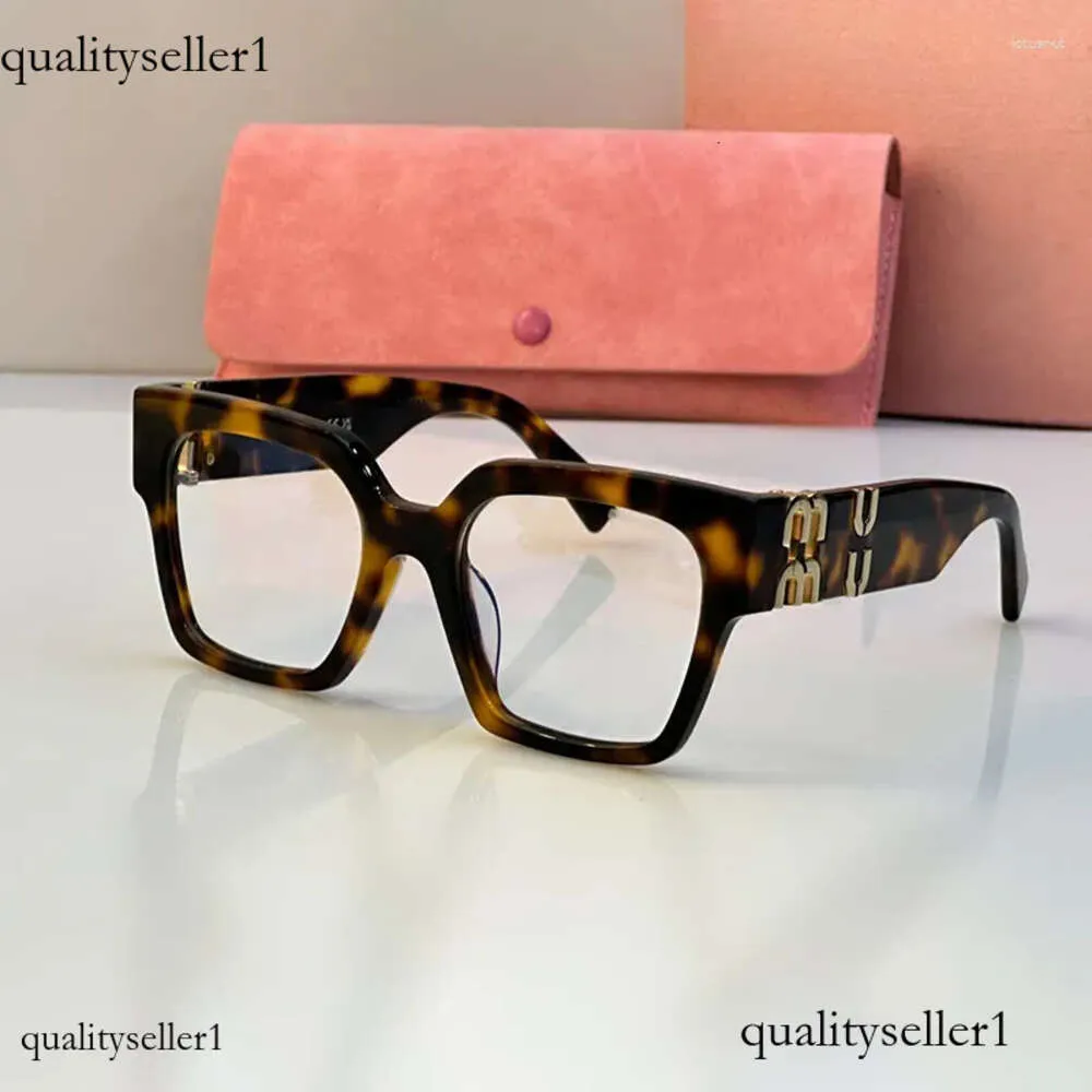 24SSサングラスデザイナーレディースムイガラス眼鏡フレームモダンな洗練された高品質のアイウェアラグリーズデザイナー