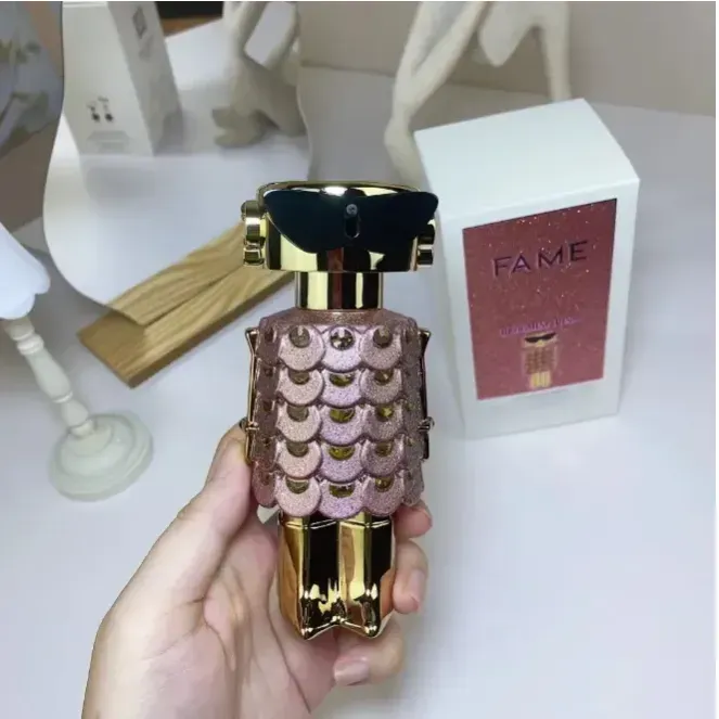 Dans Stock Robot Style Femmes Perfume 80 ml Fame Blooming Pink Eau de Parfum 2.7 Fl oz Fame Phantom Lady Spray Parfum Déodorant