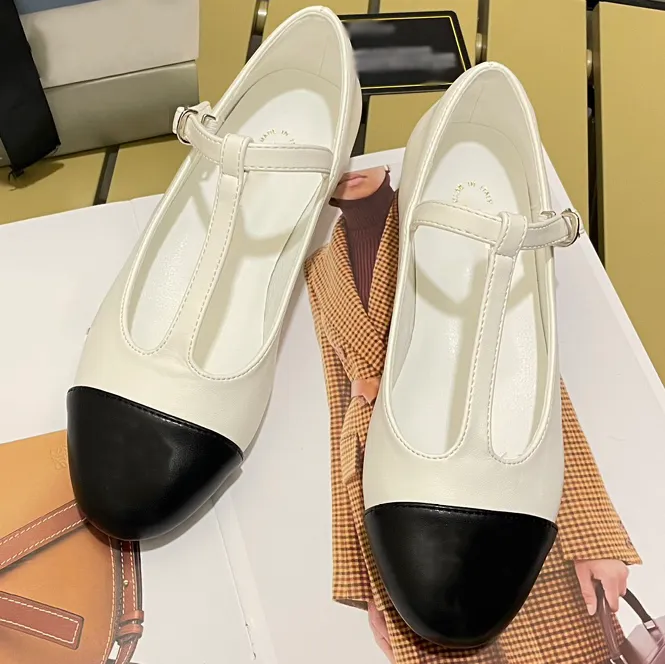 ربيع T-Belt Mary Jane Shoes الشهيرة مصممة مصممة فاخرة مستوردة من الألياف الخارقة من جلد الغنم الجلود منصات جلود جلدية كلاسيكية أزياء حقيقية من الجلد