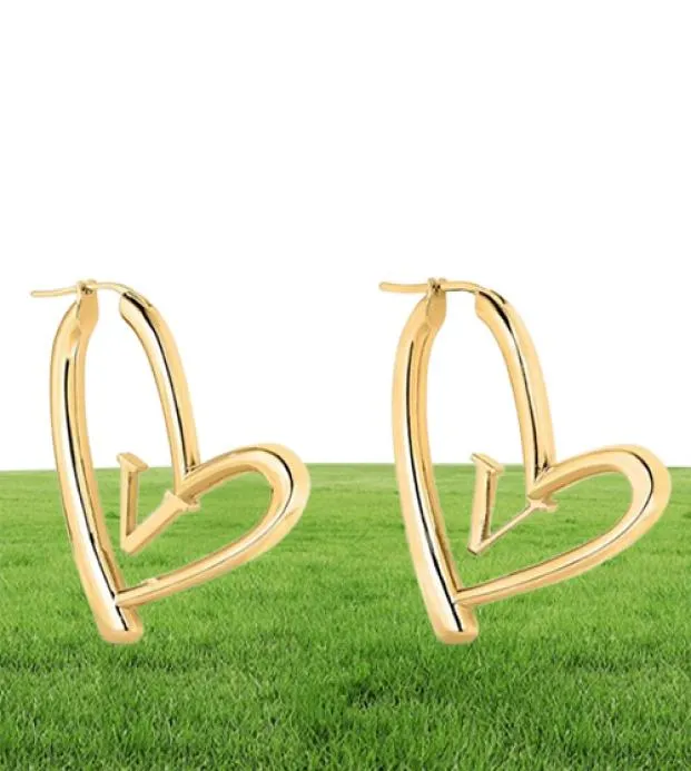 Big Size Women Hoop örhängen Fashion Letter Love Gold Stud Earrings Lady Luxury Designer Heart Earring Brands Smycken Hela 219140205