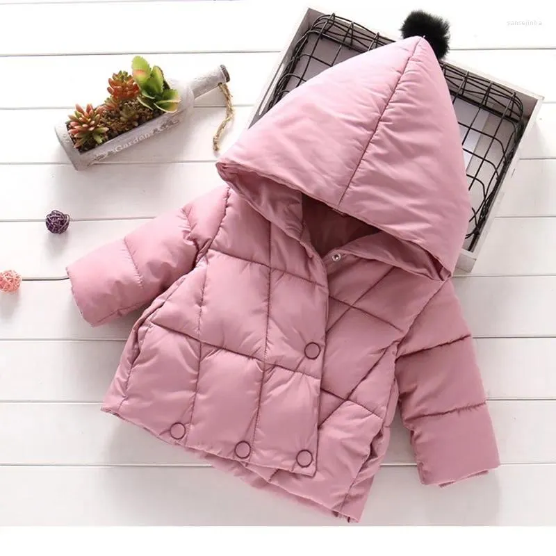 Down jas baby katoen met katoenen kleren vrouwen 0-3-6 jaar oude meisjes winter warm gewatteerd jasje kinderkap
