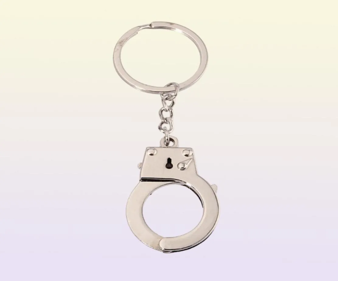 Simulation handcuffs metal keychain car key bottle opener men and women keychain4799068