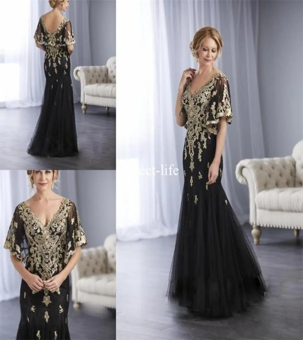 Elegant 2020 Mermaid Mothers Dresses V Neck Short Sleeve Backless Gold Lace Appliques Tulle Floor Length Mother of the Bride Groom7668239