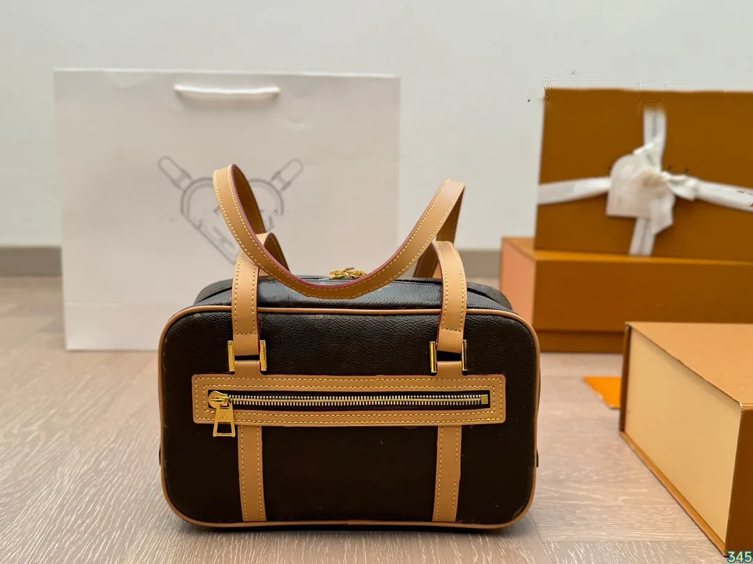 Luxury vintage handbags sale