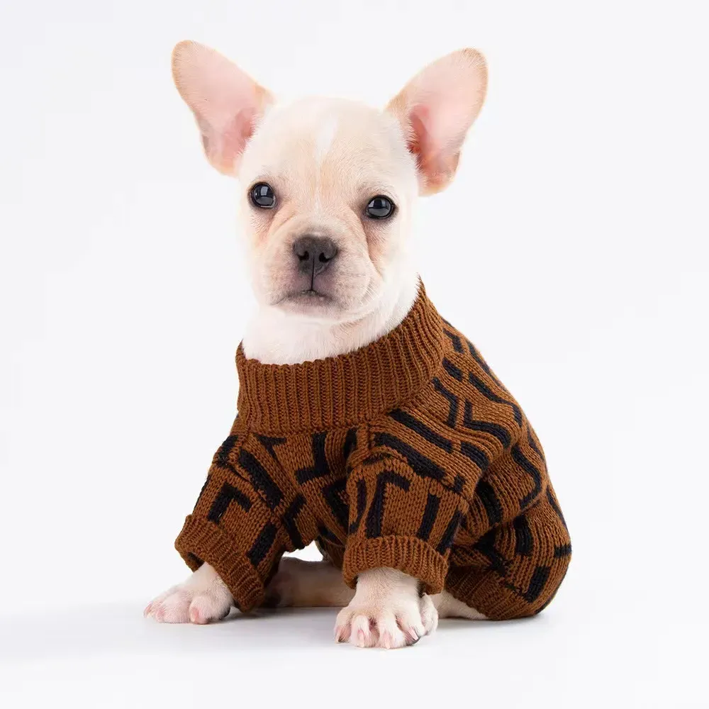 New Designer Dog Clothes Warm Pet Sweater Brands Dog Apparel for Small Medium Dogs Classic Jacquard Letter Pattern Cat Sweaters Winter Pets Sweatshirts Coat