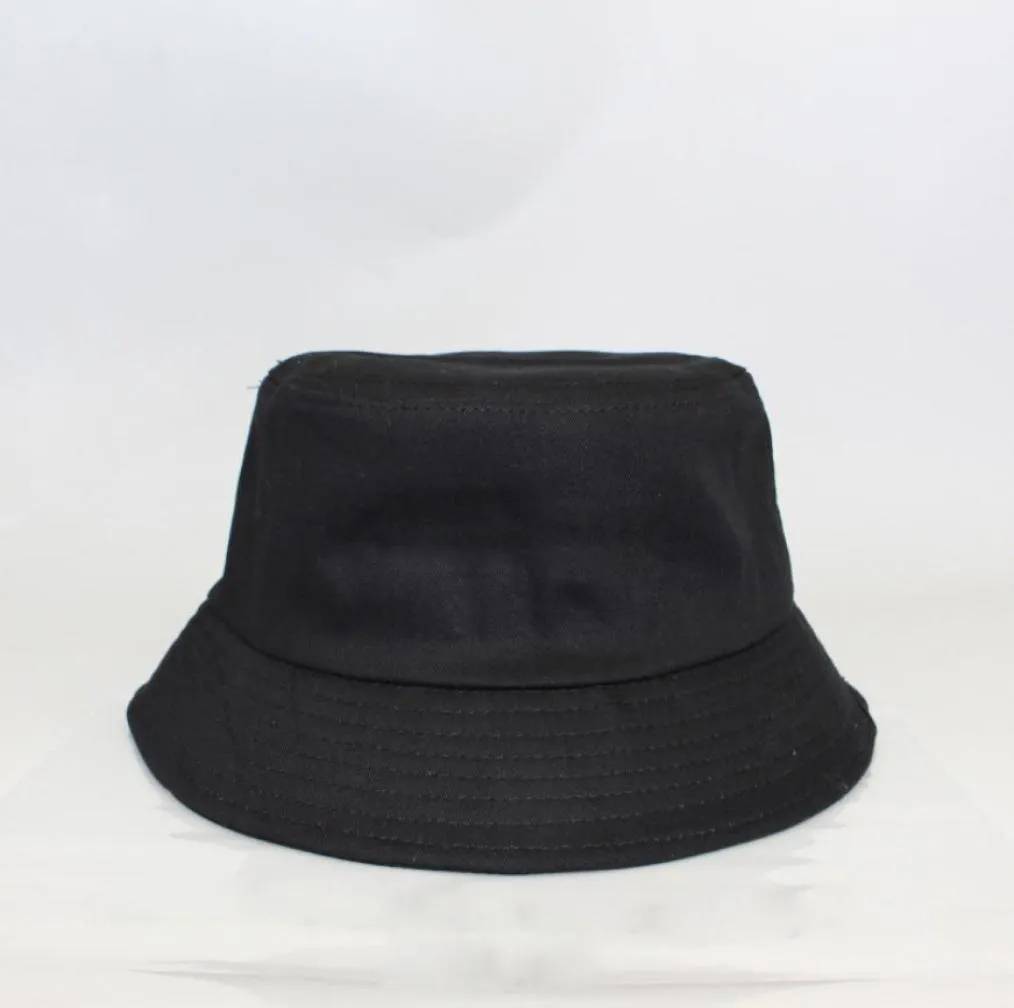 Projektant mody Letter Bucket Hat na damskie męskie czapki Czarne Fisherman Beach Sun Visor szerokie czapki Grzeże Składane panie WOM3695936