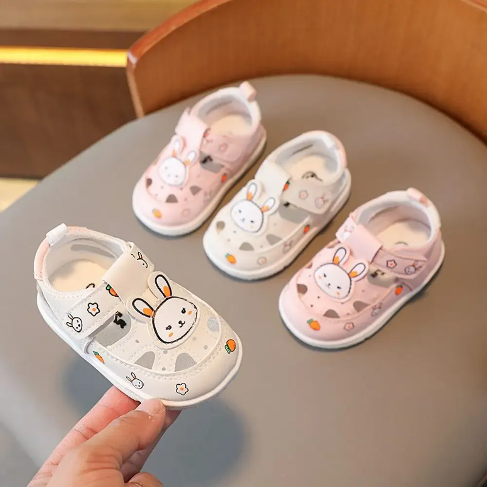 Sneakers nyfödda barn baby flicka skor tecknad sandaler sommar casual crib baby skor första prewalker baby sandaler 2023 nya första vandrare