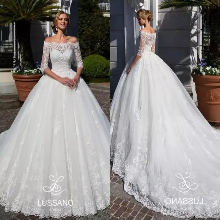 Robes de mariée en dentelle lussano 2024 arabe transparent épaules appliqués à demi-manches robes de mariée balayez la robe de bal de la robe de bal