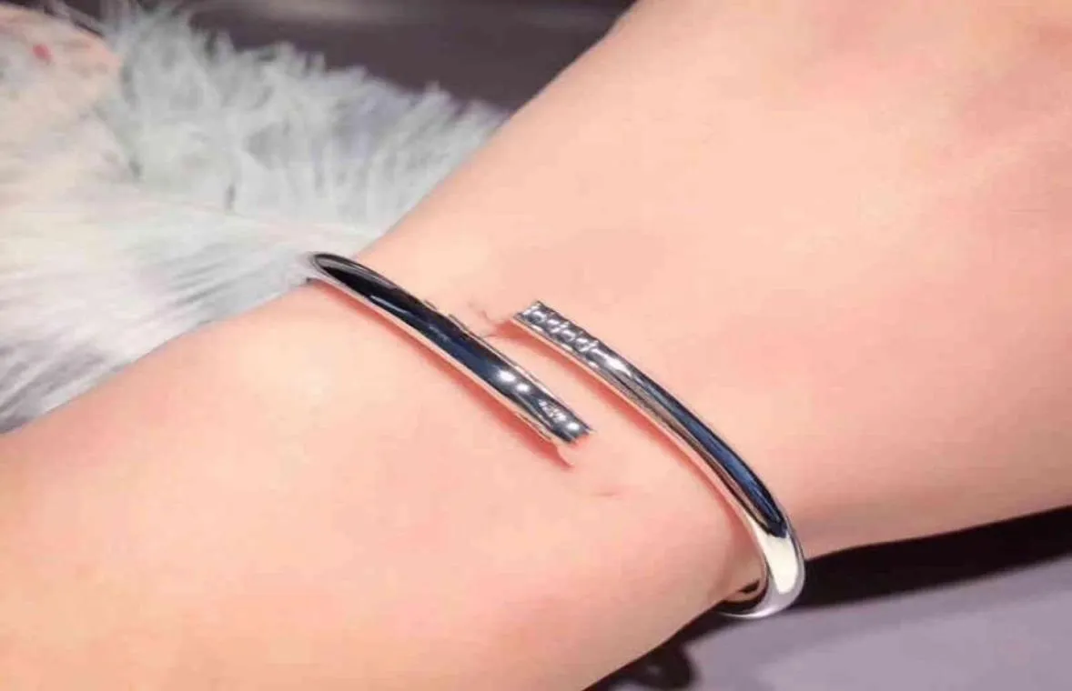 Juste A Clou Nail Bracelet роскошные ювелирные украшения любители шнека Мужчины и женщины 16 19 см золотой роз категория CVZD33681516424117