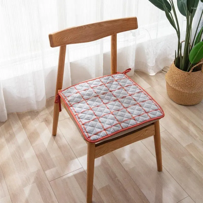 Der Stuhl umfasst Winter Cotton Universal Kissen Einfacher Haushalt ohne Schlupfbürostudent