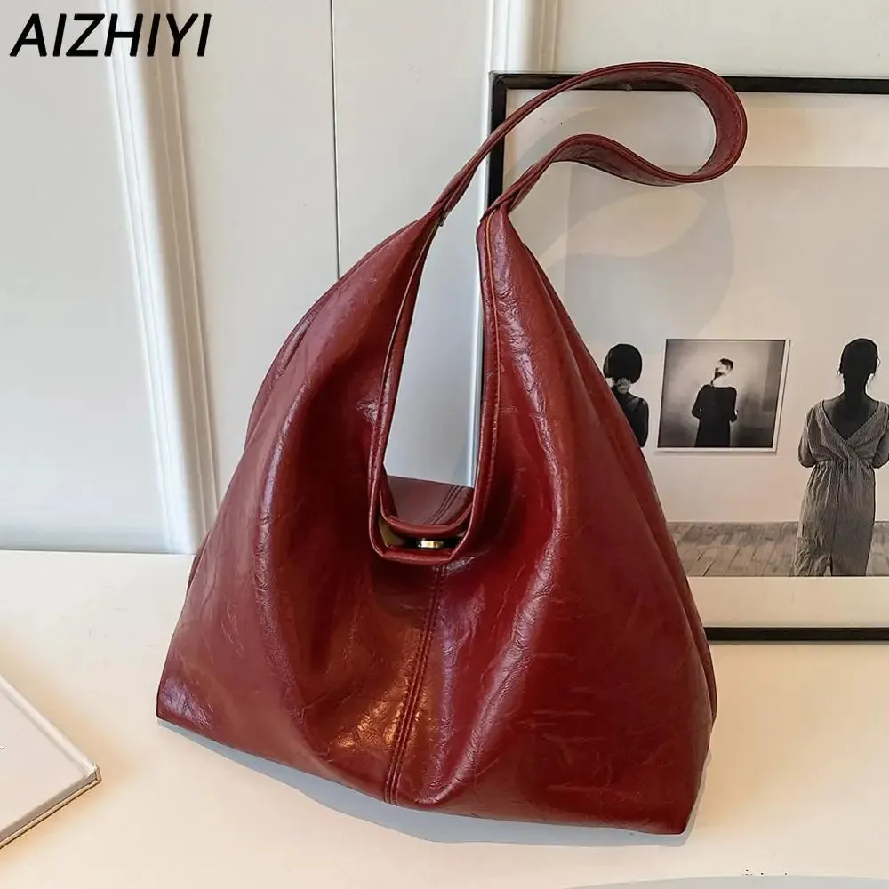 VODIU Women's PU Leather Tote Bag - Large Hobo Shoulder Bag With Adjustable Strap (Handbag/Purse) - View #2