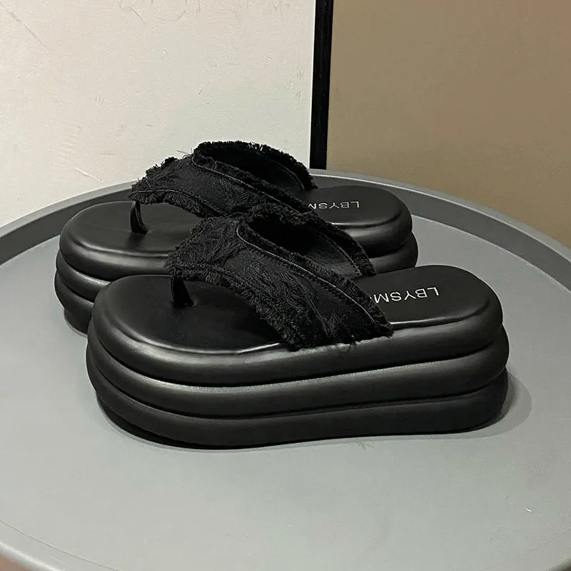 Flip Flop Slippers For Ladies: Chic Platform Sandals, Shiny Fabric