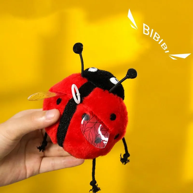 Ladybug Bee Peluş Oyuncak Kawaii Sesli Bebekler Çocuklar İçin Gerçekçi Yumuşak Peluşlar Koleksiyon Böcek Dolls Ev Dekoru Doğum Günü Hediyesi