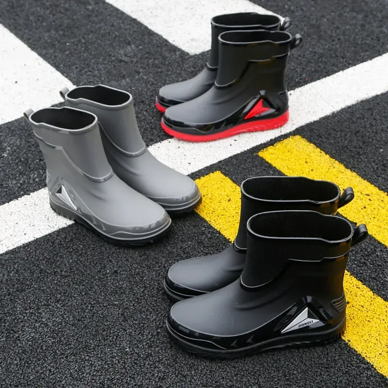 Des bottes de pluie à la mode pour hommes, un nouveau style, des bottes de pluie courtes et mi-longues, des chaussures en caoutchouc non glissées, des chaussures de pêche en plein air