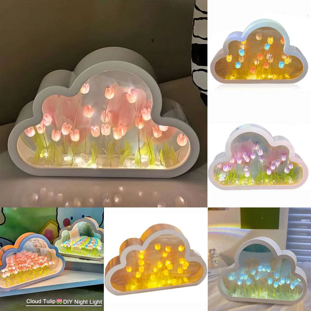 Nouvelle forme de nuage Tulip Diy Night 2 in 1 Mirror Light Portable Bedroom Bedside Loud Lampe Ornements d'émettrier