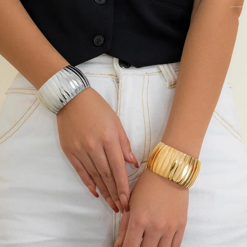 Bangle ingesight.z Bracelet Big Metal Stripes exagéré pour femmes