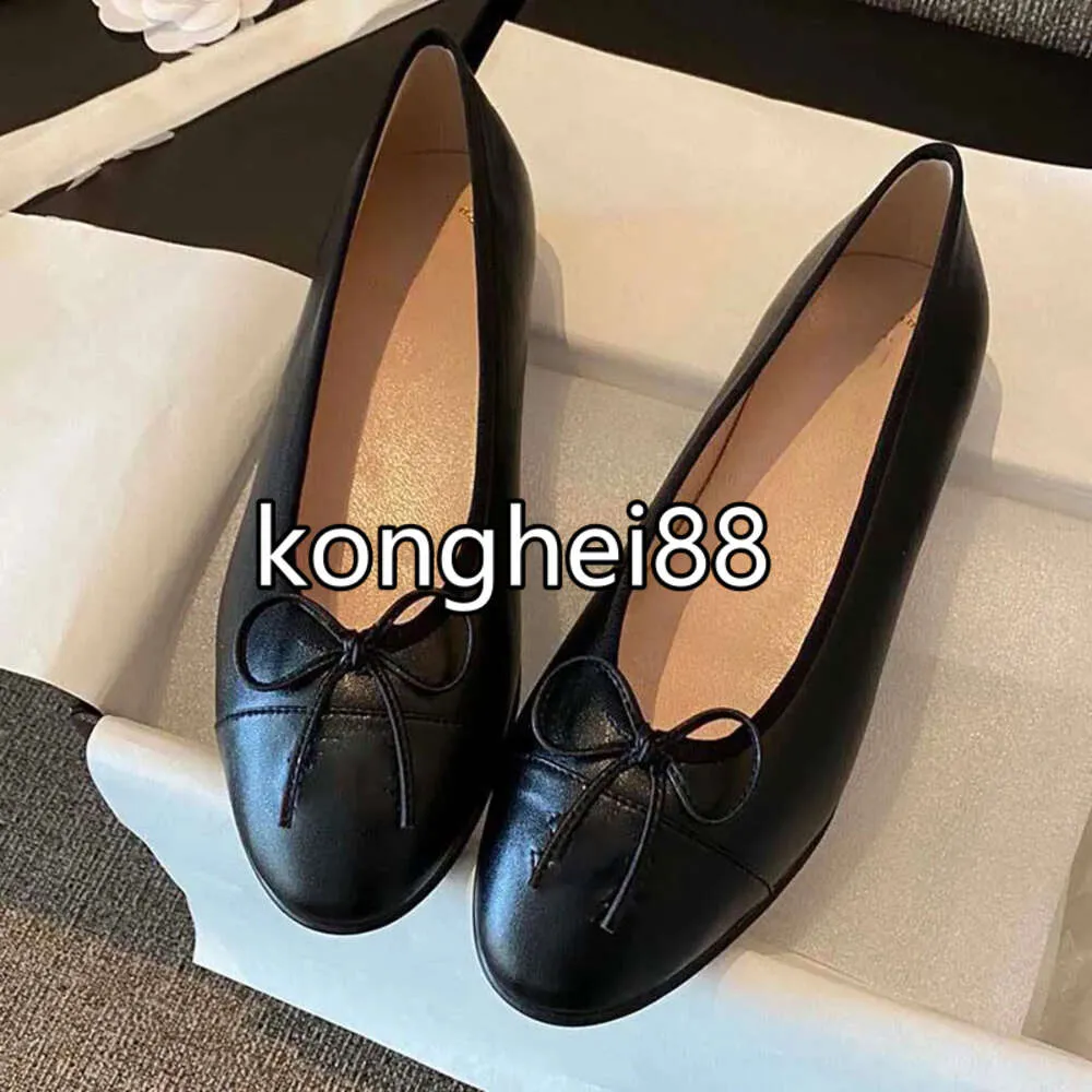 Famous Parisian Designer Dress Shoes Channel Ballet Shoes Quilted Leather Flats Ladies Ballerina Luxurious Round Toe Black Ballet Flat Shoes