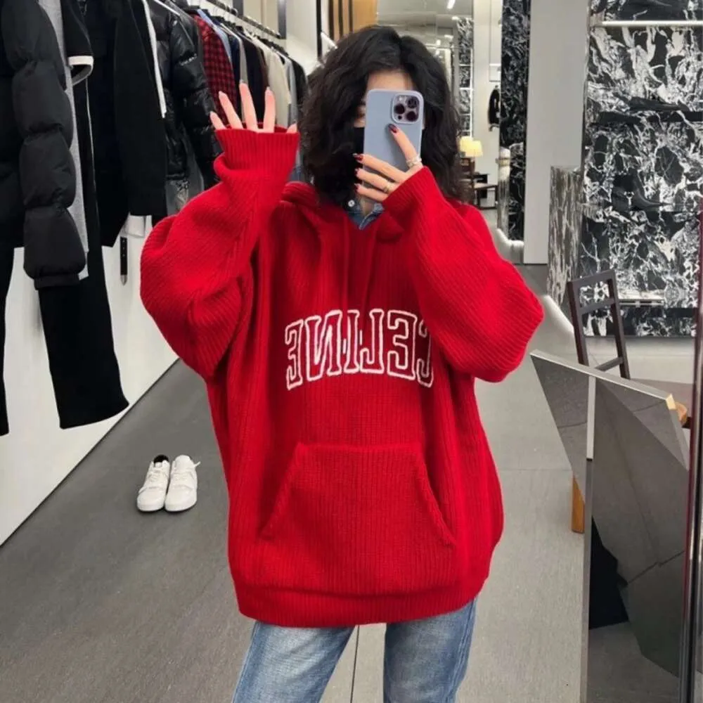 Les pulls féminins C24 Année printemps de printemps motif de lettre brodé rouge grand pull à manches longues à capuche à capuche