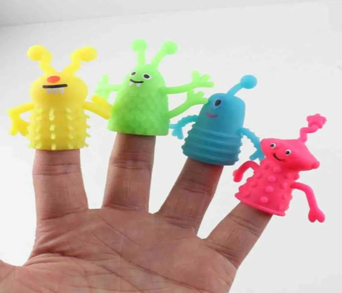 Knijp vingermonstergloed in de donkere lichtgevende kleine monsters vingerdop speelgoed kinderen kinderen verhaal vertellen prop mini vingertip 9723154