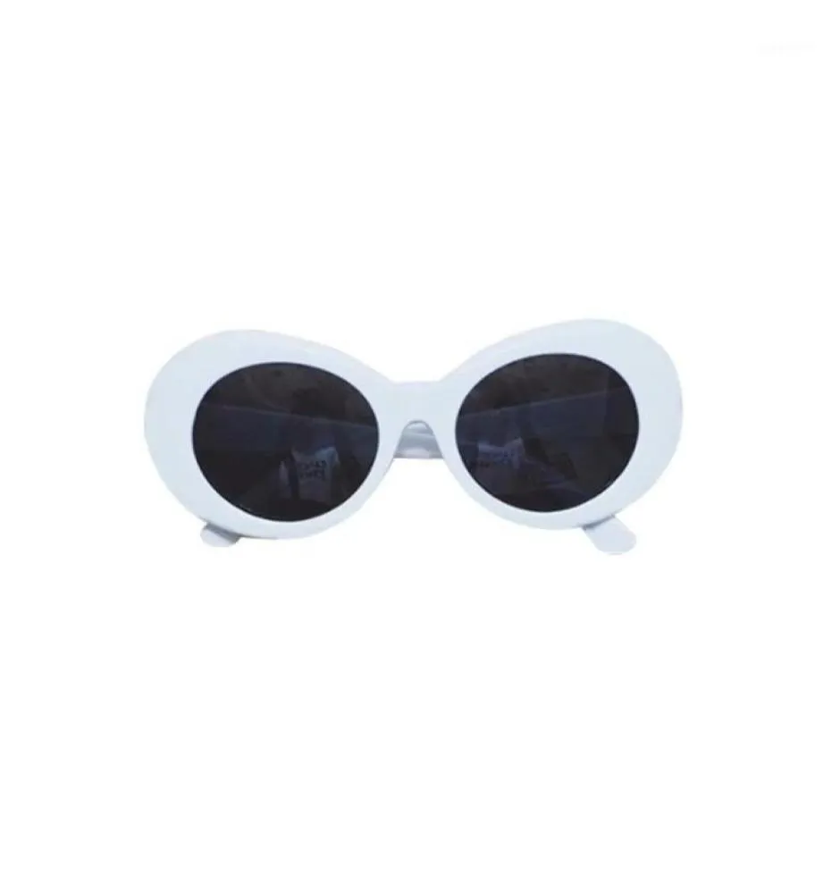 Солнцезащитные очки Женские модные летние жирные ретро -овальные толстые рамы