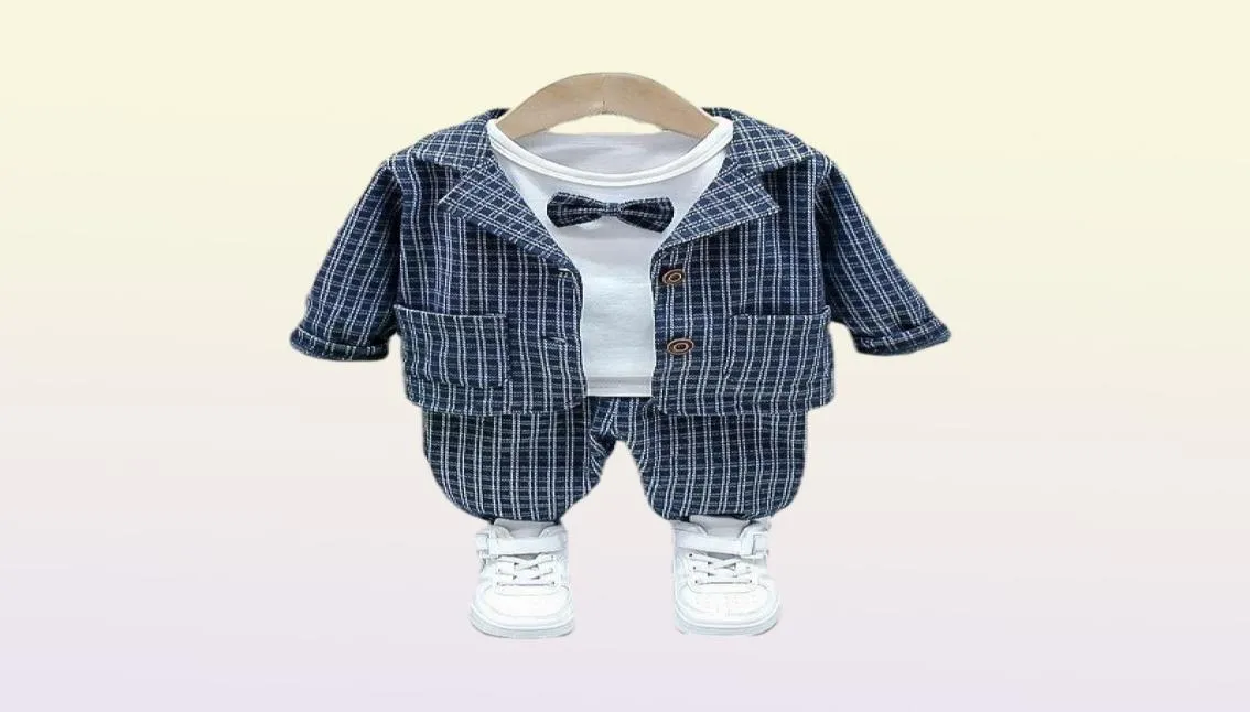 Kledingsets Infant Kids Plaid Suit Babykleding Herfst Kinderen Set Formal Gentleman 3pcs Outfit voor Boy Toddler 1 2 3 4 jaar O8983343