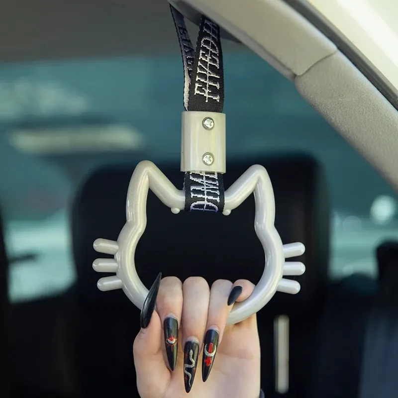 DHgate.com:Glow-in-the-Dark Cat Shape Hand Strap Drift Charm
