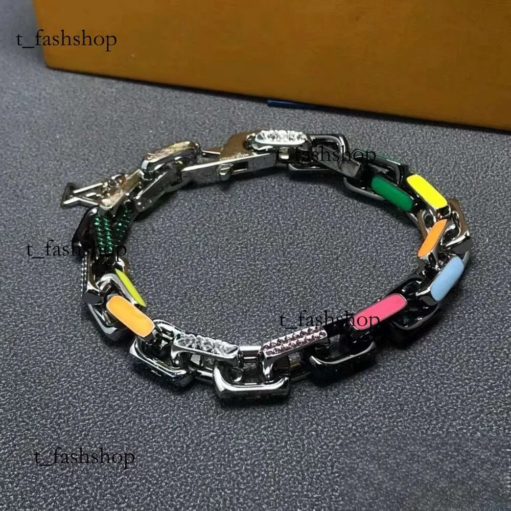 سوار سوار المصمم سوار العلامة التجارية Lu Vbracelets مصمم نساء سوار سوار الماس تصميم سوار الرجال أعلى جودة سوار المجوهرات المختارة ذاتيا 480