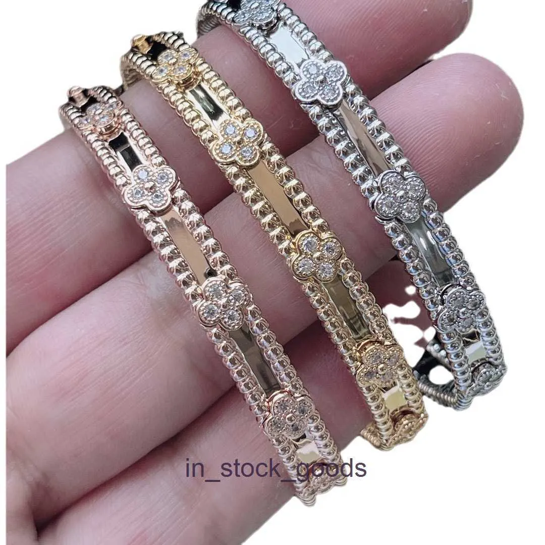 High -End -Designer -Armreif für Vancleff Hochversion Clover Kaleidoskop Armband Frauen schmale Ausgabe Diamond Armband gegen Gold 18k Roségold Original 1: 1 mit echtem Logo