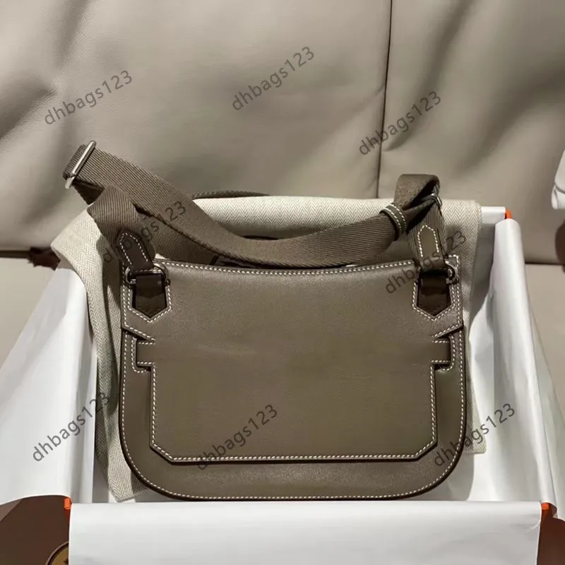 10a Sweamd Sack Classic Sudbag Luxury Tote Tote Pure Design Design Bag Fashion Женская сумка для запястья Оригинальная кожаная высококачественная аппаратная аппаратная оборудование оригинальная подарочная коробка