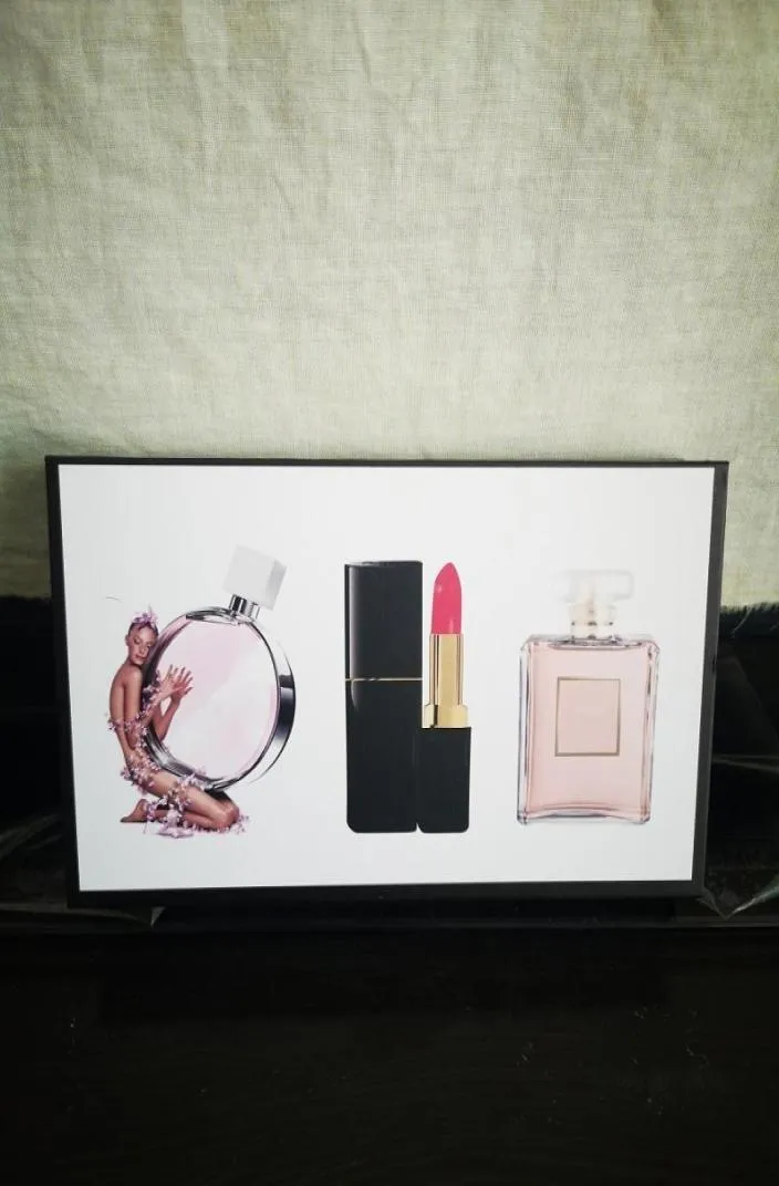3 en 1 Perfume de maquillage Ensemble de cadeaux Chance Femmes Kit de parfum Kit de parfum COLLECTION MATTE LEVSTICKS COSMETICS ENSEMBLE DE MAQUILAGE PARFUM KITS1848799