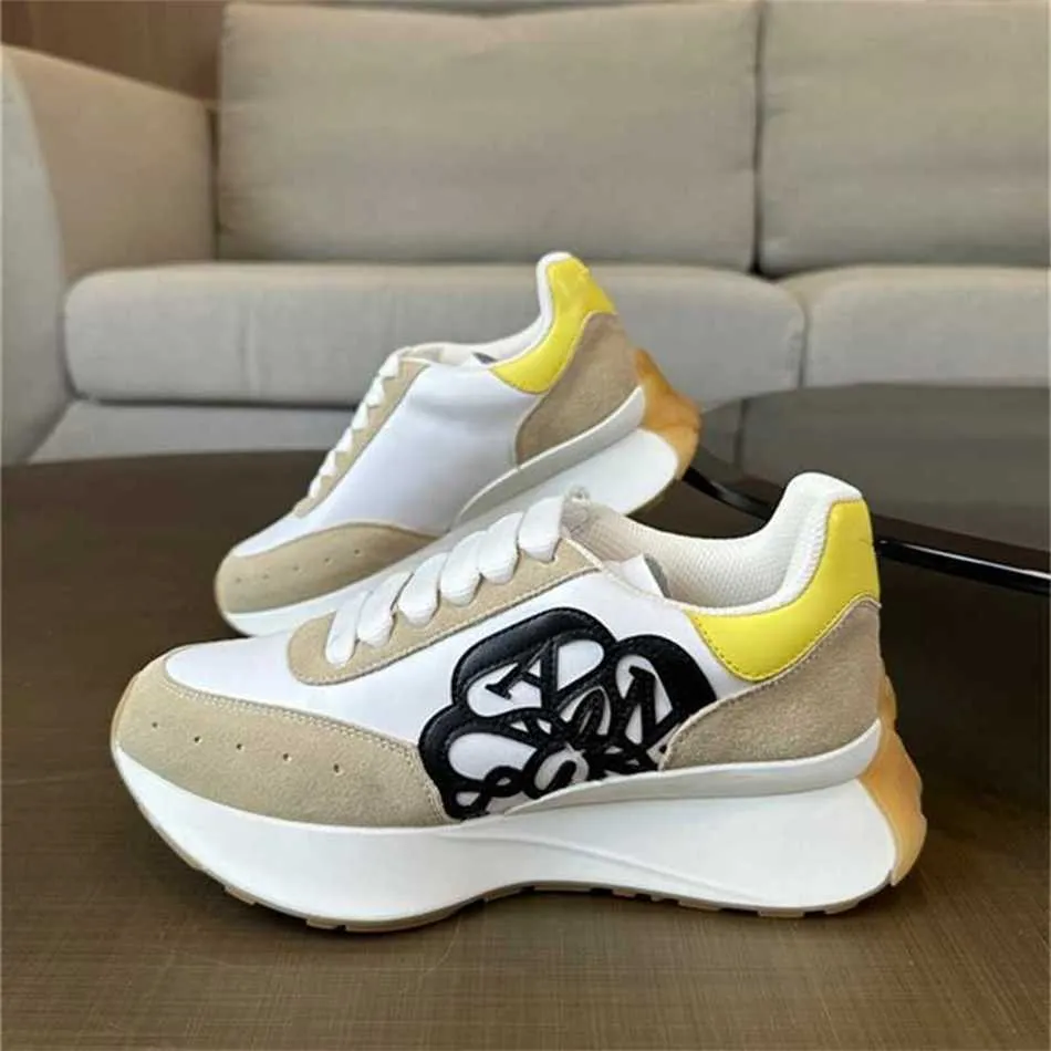 Sell Luxusmarke Casual Schuhe Designer Sneaker Männer Frauen Running Schuhe Track Triple White Basketball Schuhe Leder Trainer Nylon Printed Plattform Running Shoes