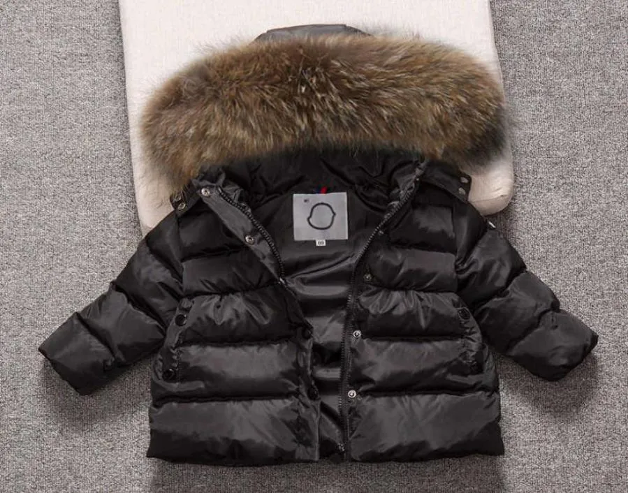 Kids Snows Cassan à capuche Boys d'hiver Snow Wear Ush Cotton Thermal Winter Diswear Coat Down Parkas Fur Collar 4-13T Q08220226236979052