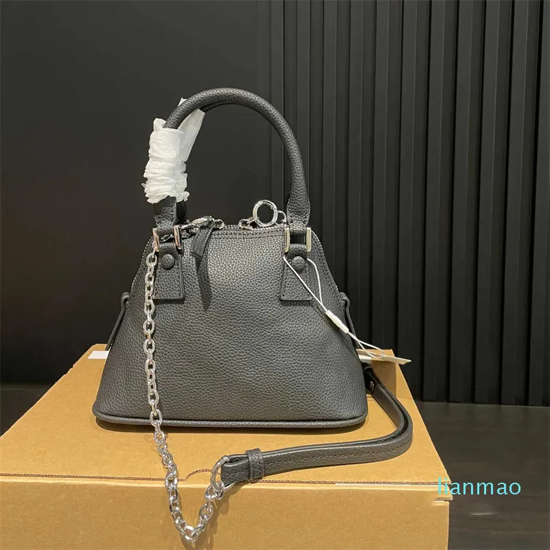 High Definition Version Small Size Mm6 Top Layer Women's Bag Casual Internet Celebrity mångsidig handhållen One Shoulder Crossbody Chain Shell Bag