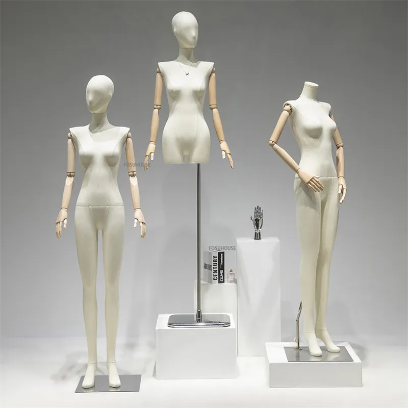 Koreaanse stijl platte schouder rechtshoek schouder vrouwelijke mannequins kledingwinkel model rekwisieten raam mannequin body display stand
