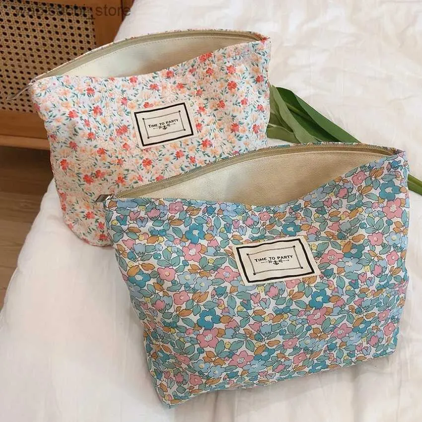 Bolsas de cosméticos bolsa de maquiagem floral para mulheres grandes tecidos de algodão bolsa cosmética Caixa de beleza de banheiro necessidade de armazenamento de armazenamento bolsa embreagem l49