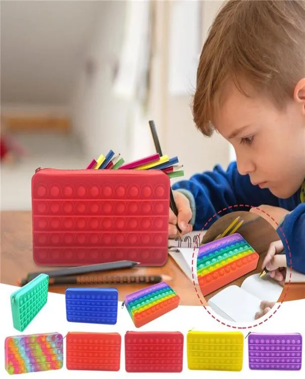 22 kolory Push Bubble Torka Sensory Toys Kids Pencil Box Stacjonarna obudowa Rainbow Tieb bar barwnik Bąbelek na puzzle torebka silikonowa kosmetyka torebki makijażowe g7917yx4993877