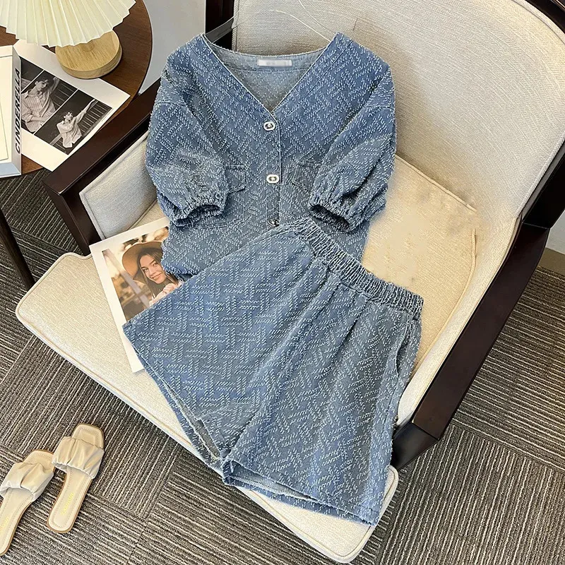 Two Pieces Women Summer Denim Suits Pring Vneck Loose One Breasted Tops ShirtsHigh Waist Wide Leg Shorts 2pcs Female Sets 240412